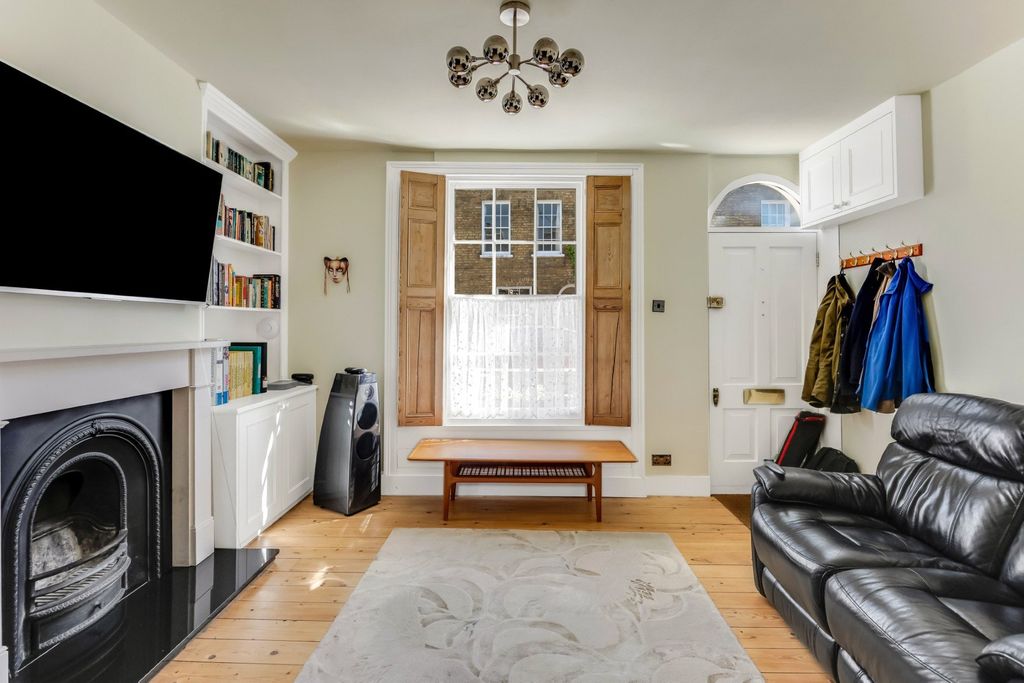 Property photo 3 of 16 Picture No. 35