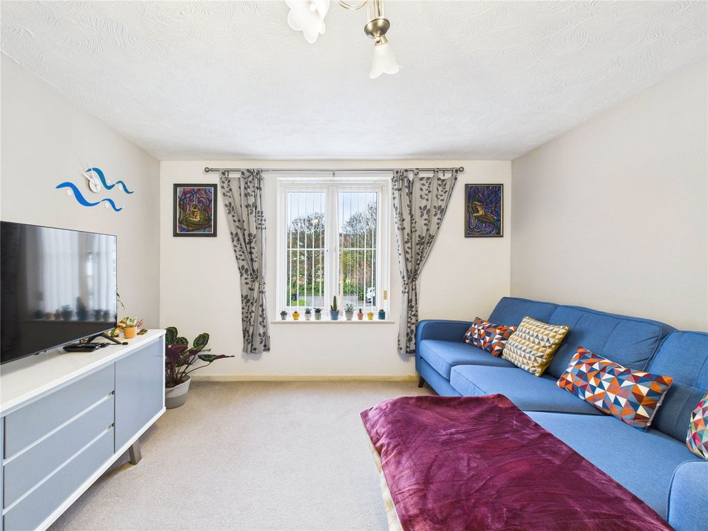 Property photo 3 of 14 Picture No. 21