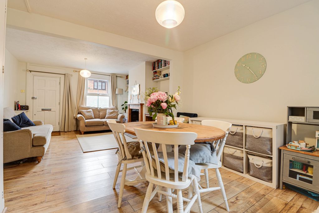 Property photo 3 of 19 Dining Room