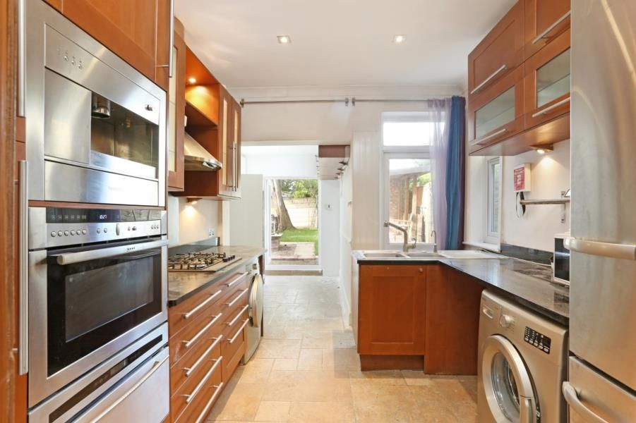 Property photo 2 of 6