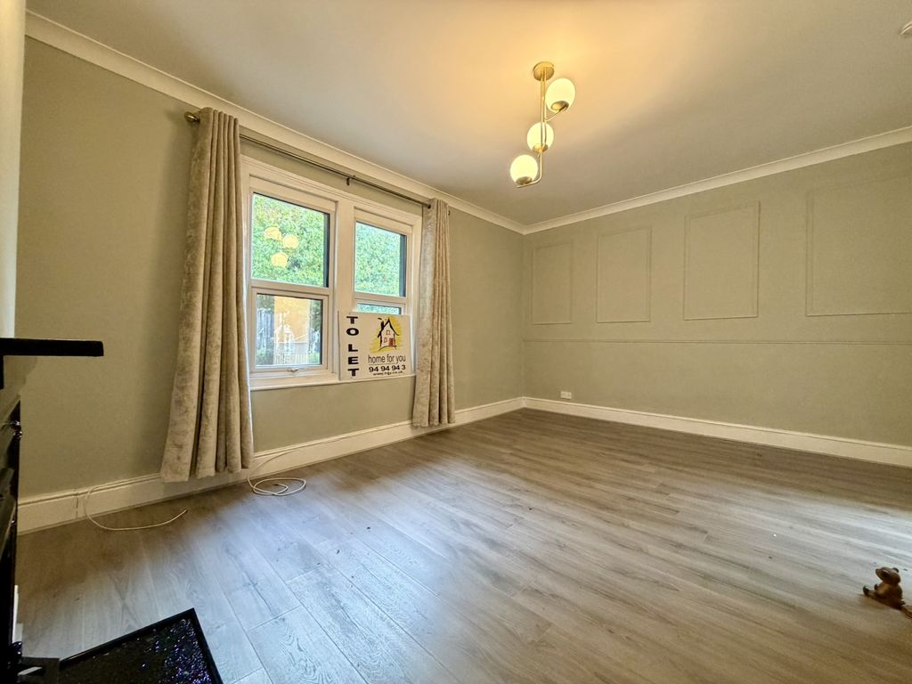 Property photo 3 of 11 Img_8466