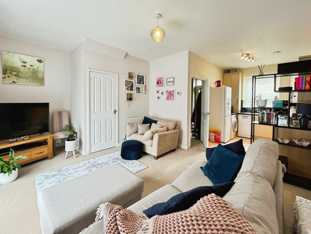 Property photo 3 of 15 4436018