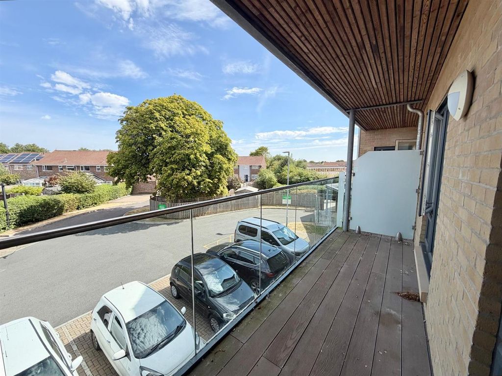 Property photo 2 of 24 Balcony