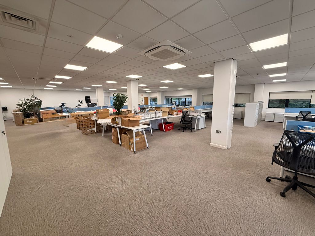 Property photo 2 of 8