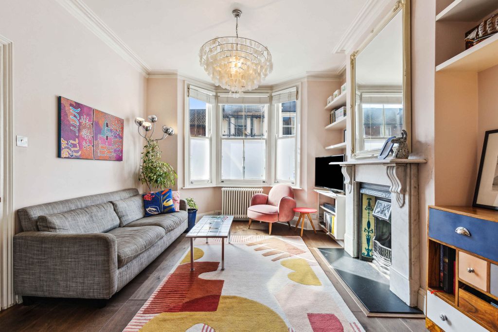 Property photo 1 of 17