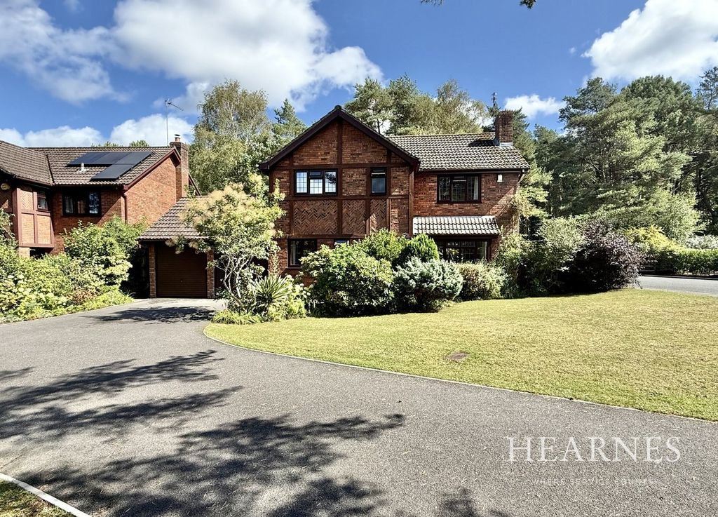 Property photo 1 of 27