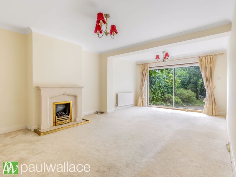 Property photo 2 of 21 Lounge