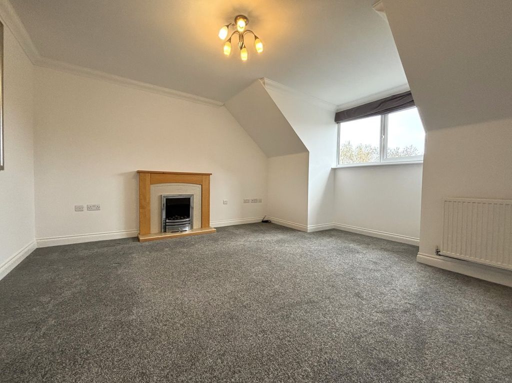 Property photo 2 of 9 Gallery