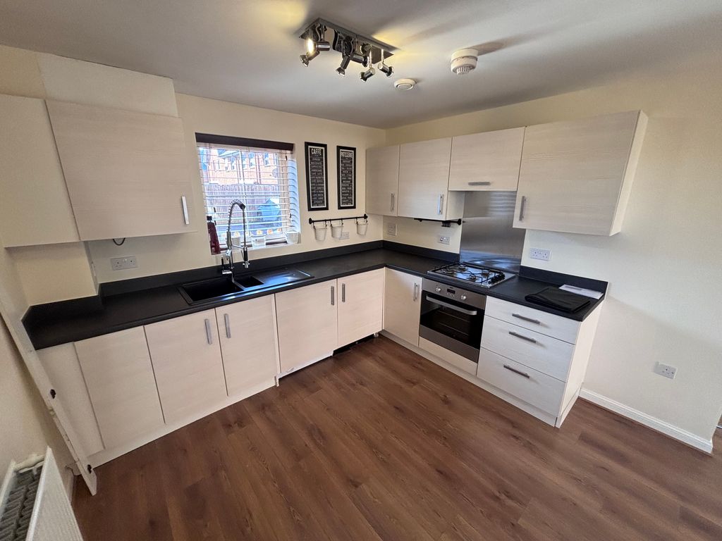 Property photo 3 of 7 Image