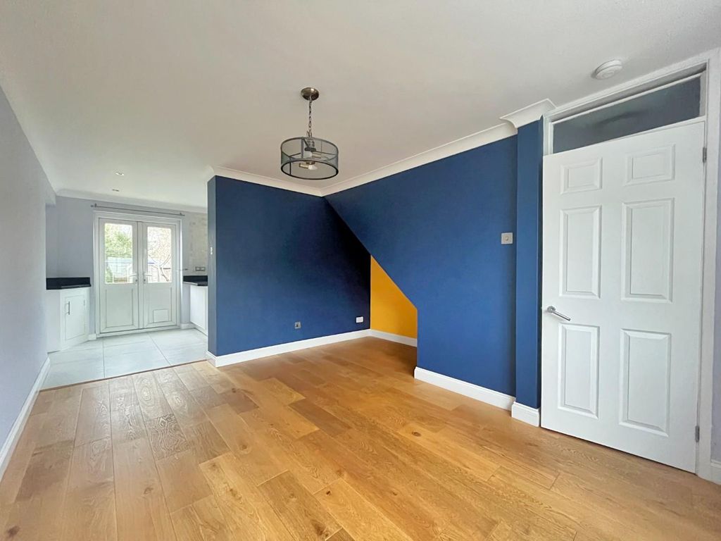 Property photo 2 of 16 Img_8112.Jpg