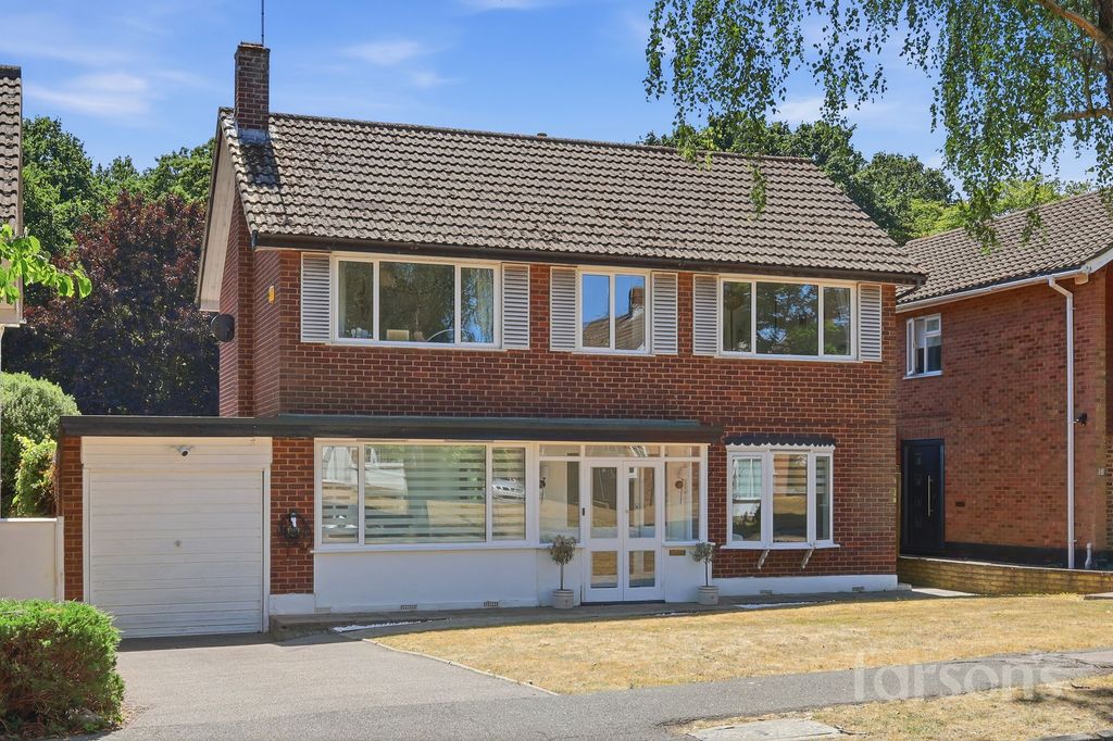 Property photo 1 of 24