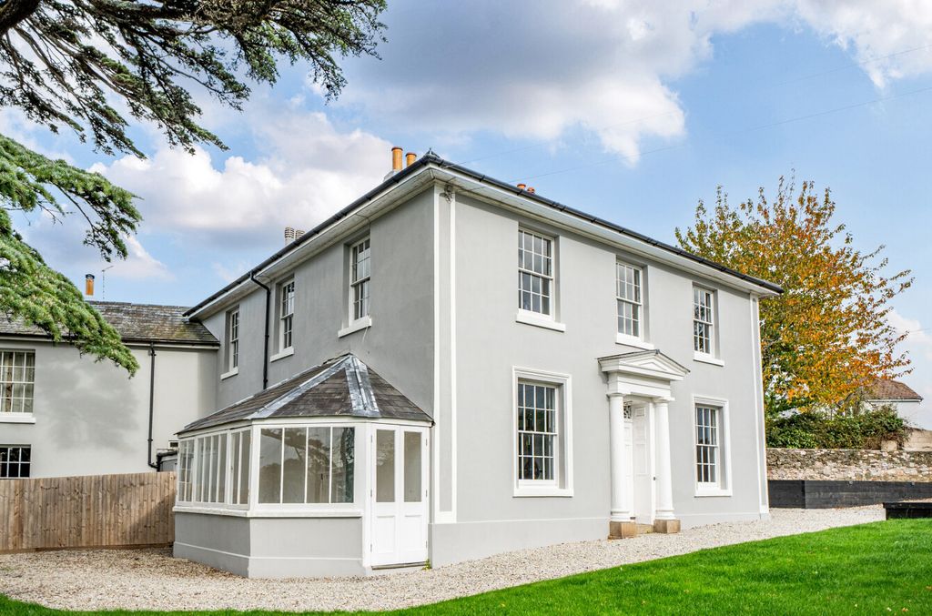 Property photo 1 of 35 1 - 1371578-30-68F793...