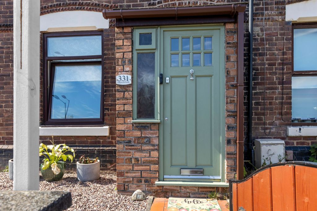 Property photo 2 of 14