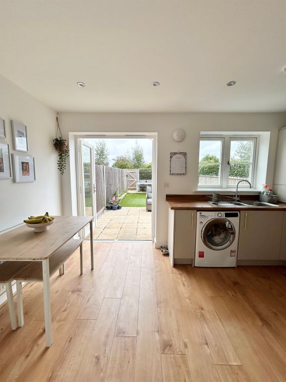 Property photo 2 of 20