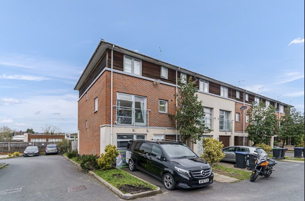 Property photo 1 of 7