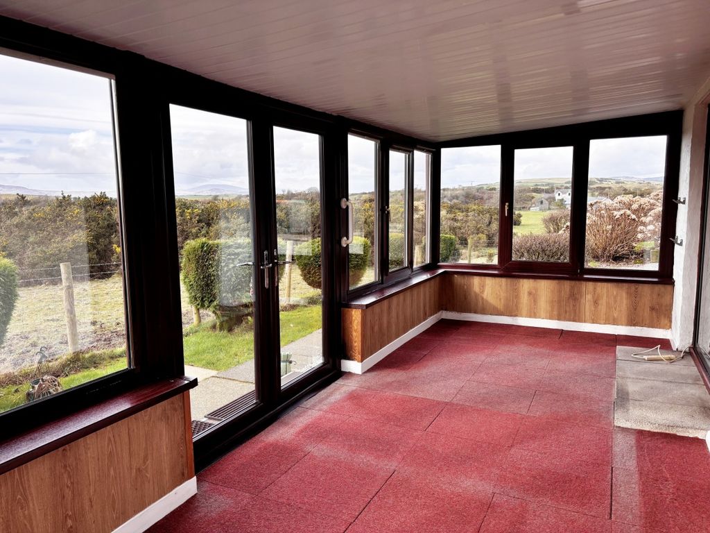 Property photo 2 of 26