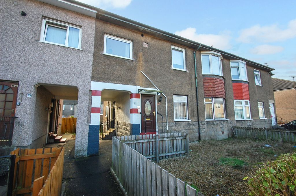 Property photo 1 of 15 4666421