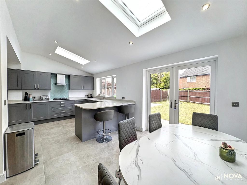 Property photo 2 of 25 Img_9761.Jpg