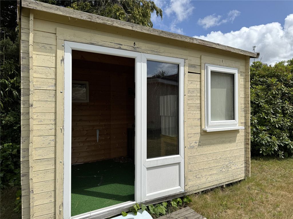 Property photo 3 of 11 Picture No. 06