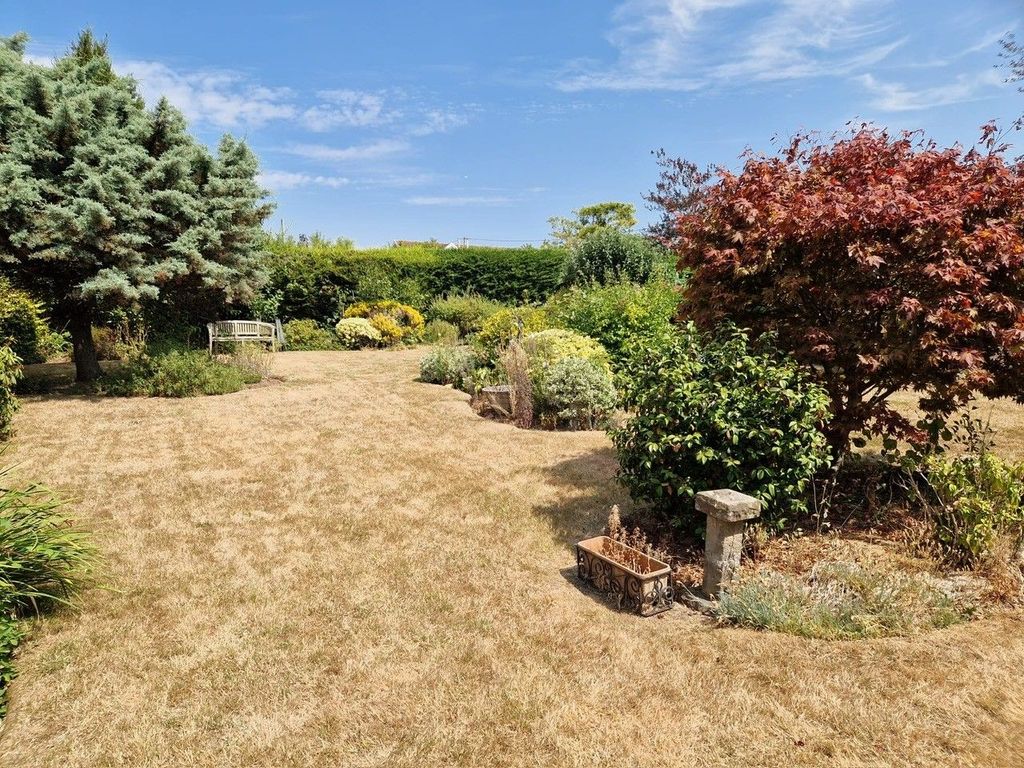 Property photo 2 of 13