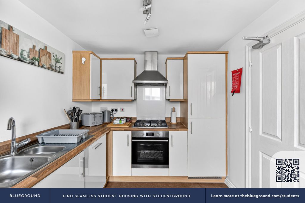 Additional image 21 of 3 bed flat to rentBroughton Civil Parish MK10