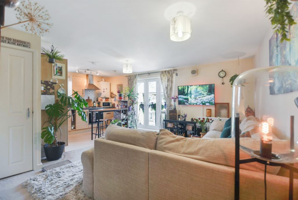 Property photo 3 of 15
