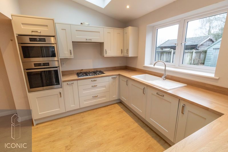 Property photo 2 of 14 Photo 17