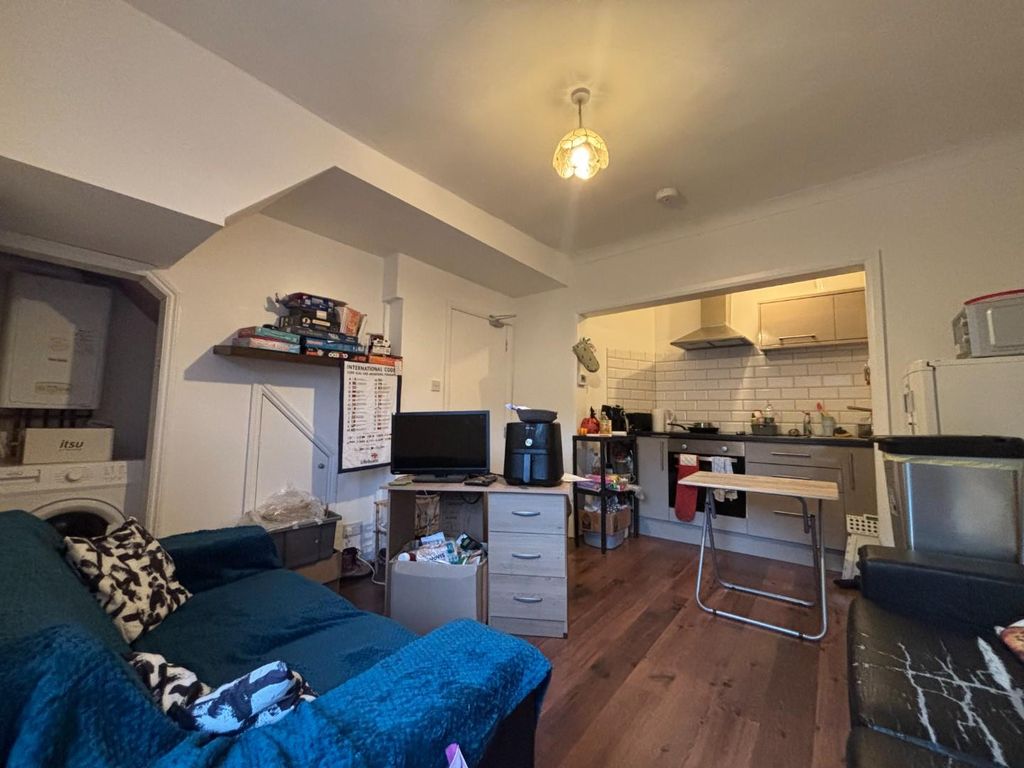 Property photo 3 of 8 Img_0712.Jpg