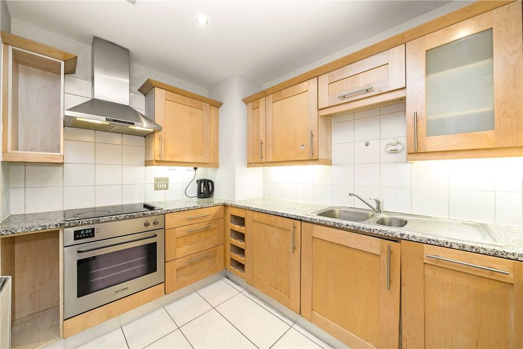 Property photo 2 of 5
