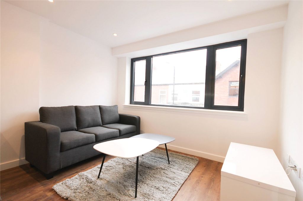 Property photo 2 of 9 Picture No. 08