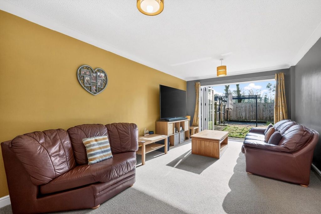 Property photo 2 of 20 Pnmb0369.Jpg