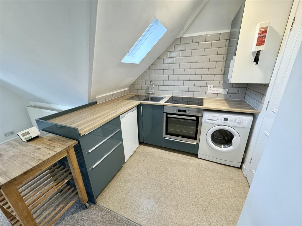 Property photo 3 of 6 Img_5101.Jpg