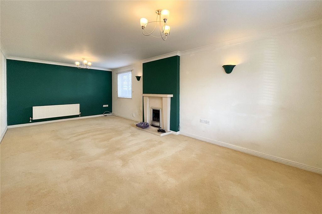 Property photo 3 of 24 Picture No. 06