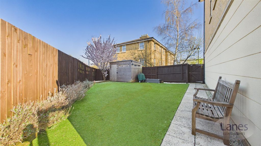 Property photo 3 of 33 3