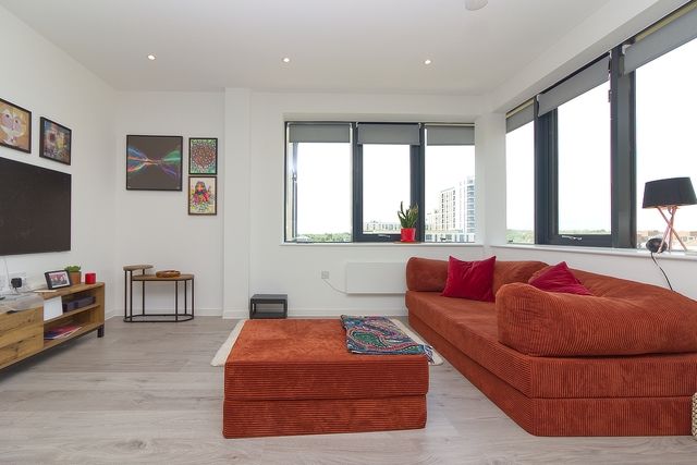 Property photo 1 of 10 Living Area
