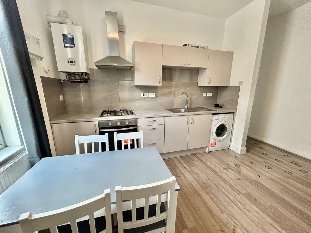 Property photo 2 of 10 Image