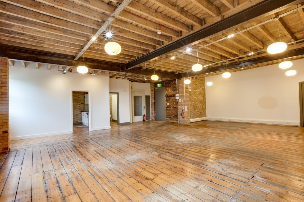 Property photo 2 of 7