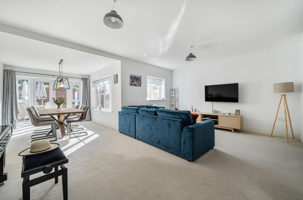 Property photo 3 of 23 1345297-21-68B07A...