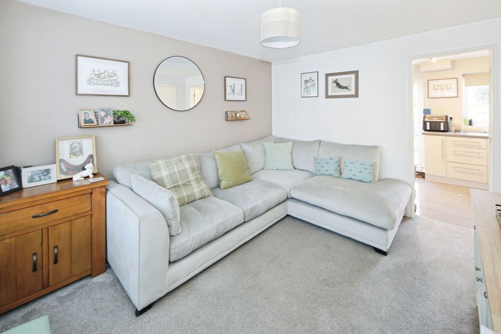 Property photo 2 of 14 Pbox-Img.Jpg