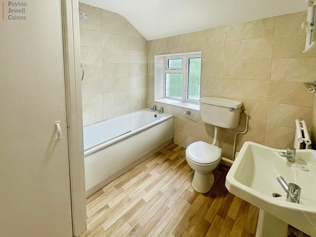 Property photo 3 of 11 Not Specified