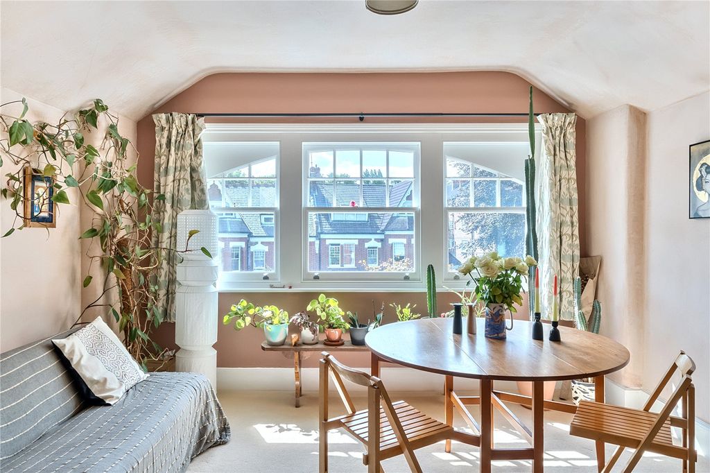 Property photo 2 of 18 Picture No. 05