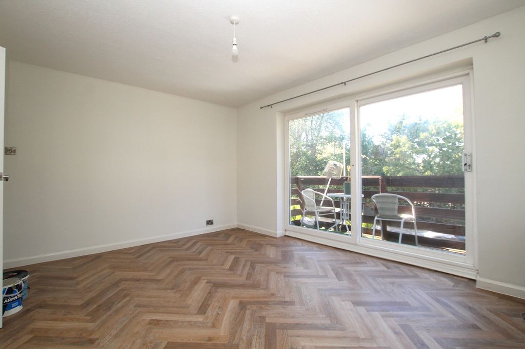 Property photo 2 of 6 Not Specified
