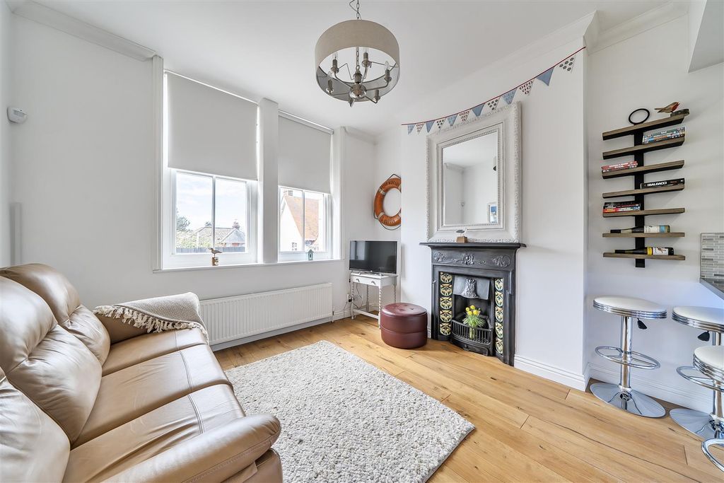 Property photo 2 of 21 1435927 (1).Jpg