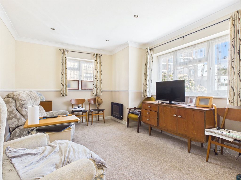 Property photo 2 of 14 Picture No. 09