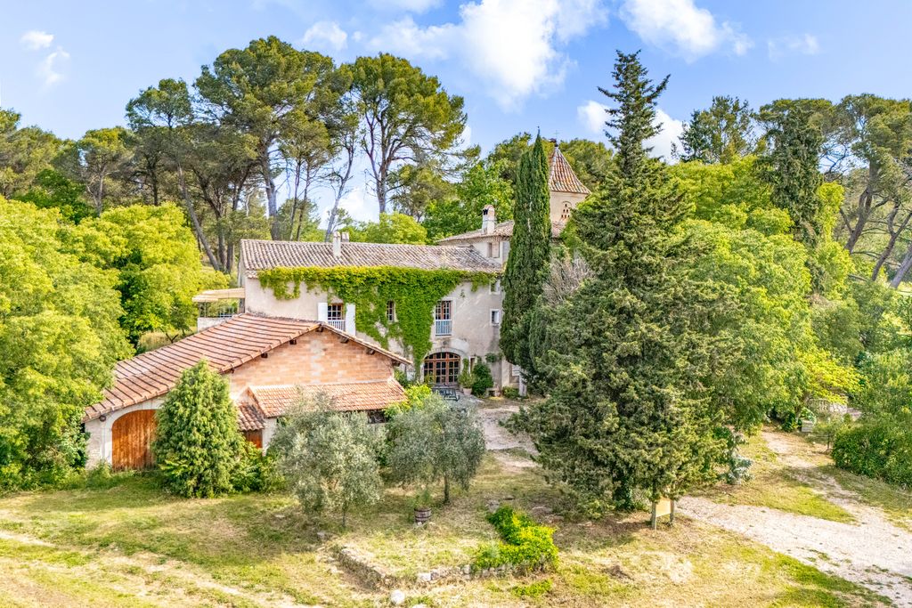 Property photo 1 of 21