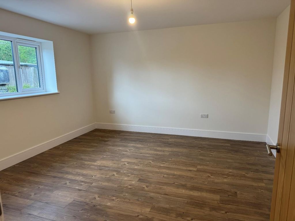 Property photo 3 of 9 Buck 19A.Jpg