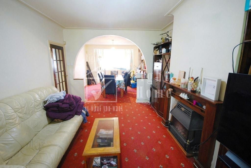 Property photo 2 of 13