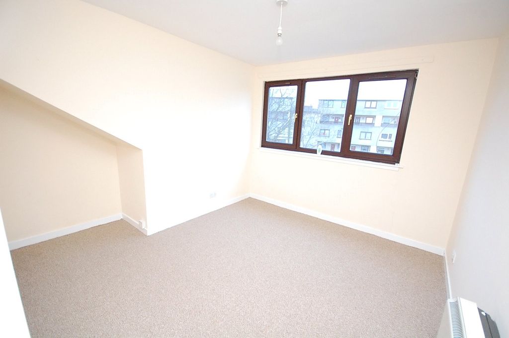 Property photo 2 of 8 Photo 2