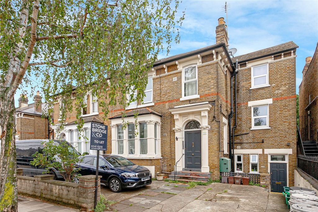 Property photo 2 of 11 Picture No. 16