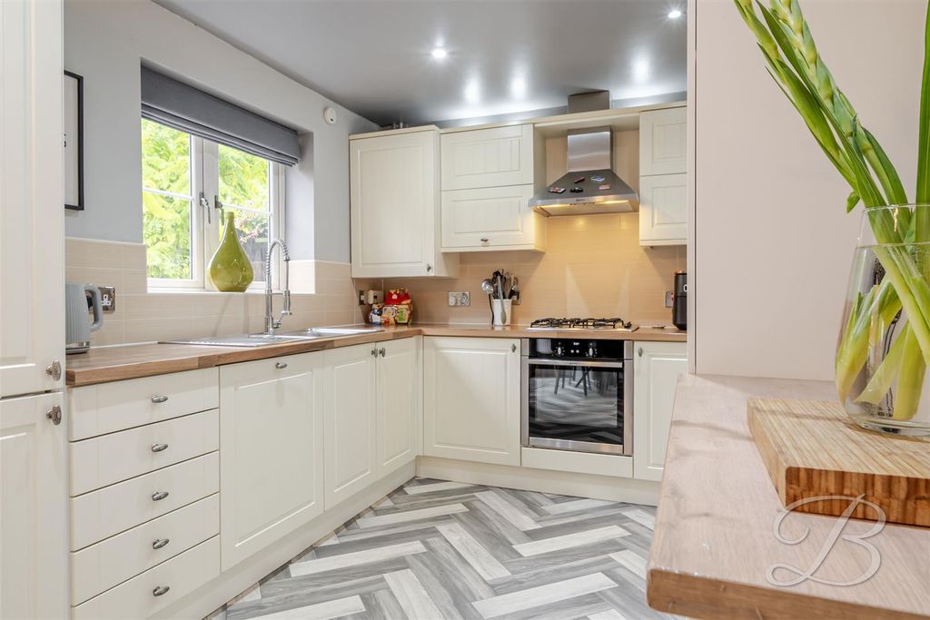 Property photo 3 of 47 Ccltd-30.Jpg